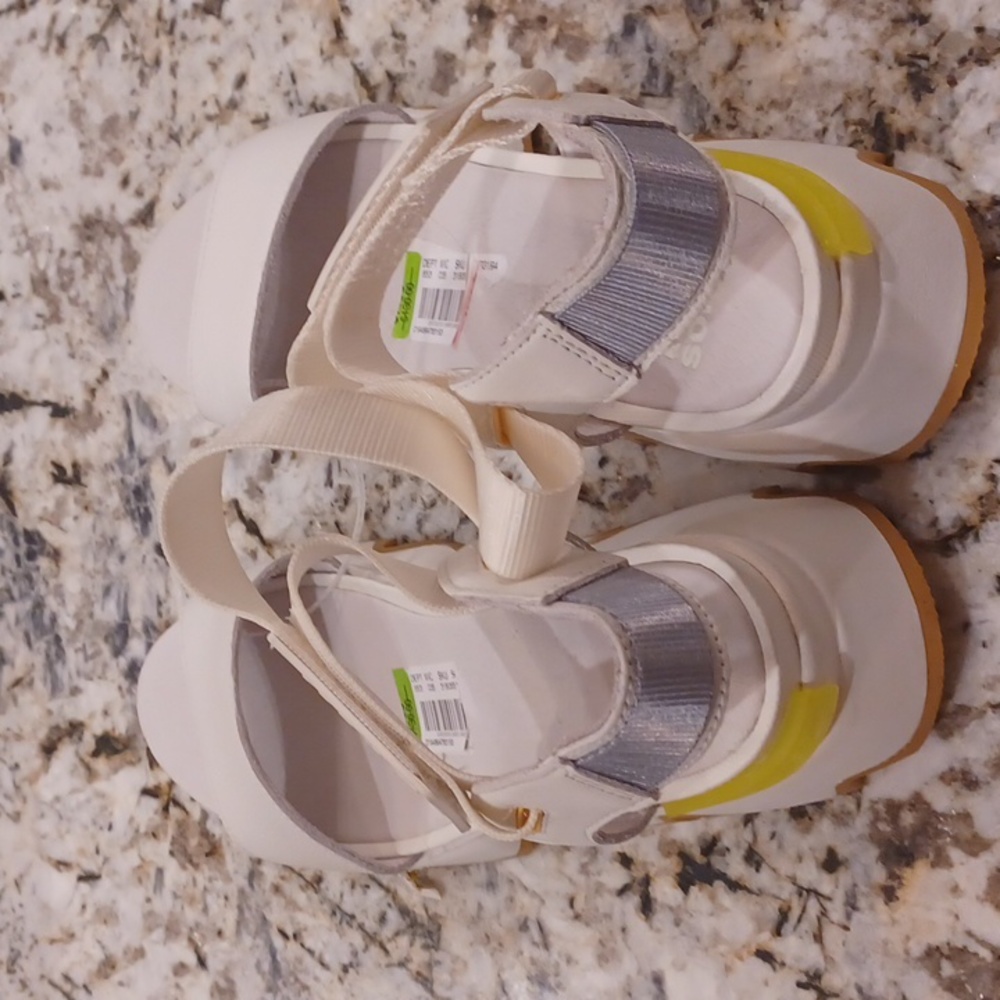 Sorel Women's Kinetic Chunky Sandals White NEW WOMEN'S Size 10 - Picture 9 of 15